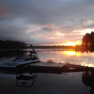 The Lake House Holiday home